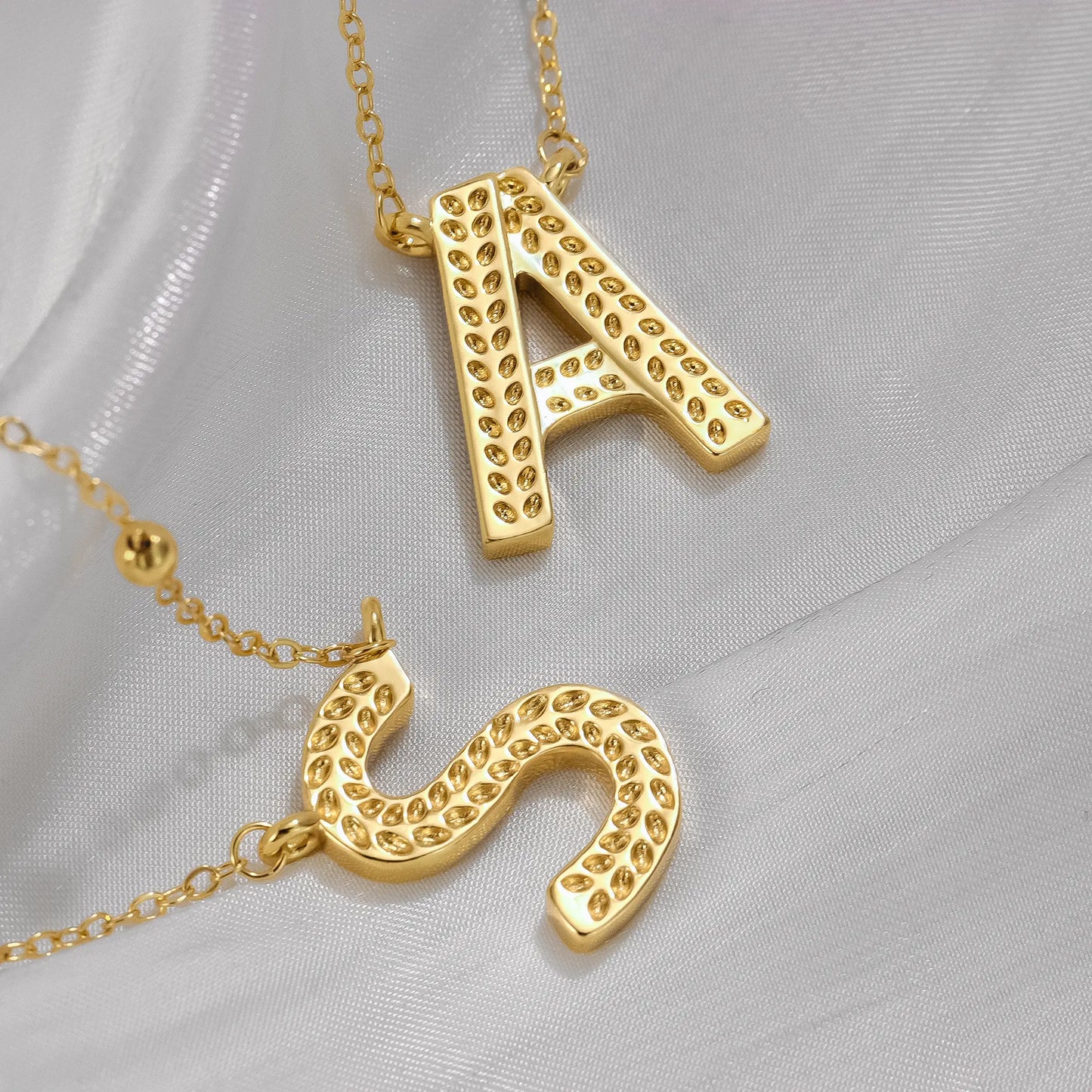 Gold Initial Necklace Letters A-Z Pendant Necklace for Women, Fashion Jewelry, 14K Gold-Plated Brass Initial Necklace Women S Initial Necklace Quality Neckla Trendy